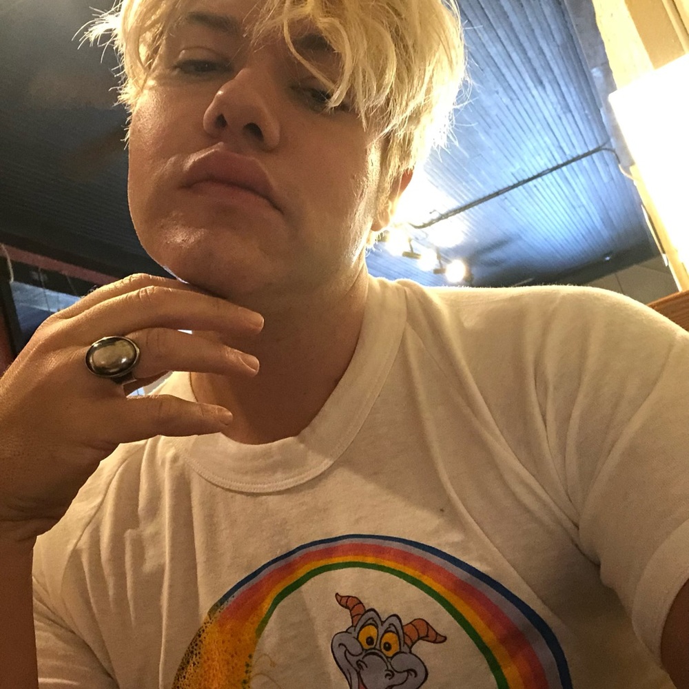 Meet your Posher, Eric